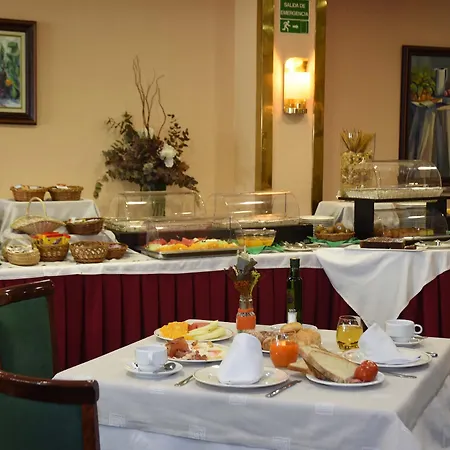 Hotel Rvhotels Tuca 4*