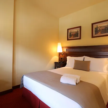 Hotel Rvhotels Tuca 4*